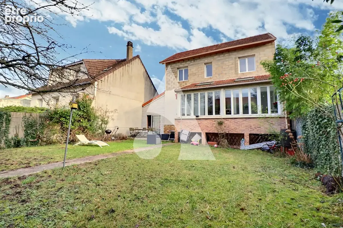 Maison Le Plessis Bouchard 4 pièce(s) 115 m2 - photo 1