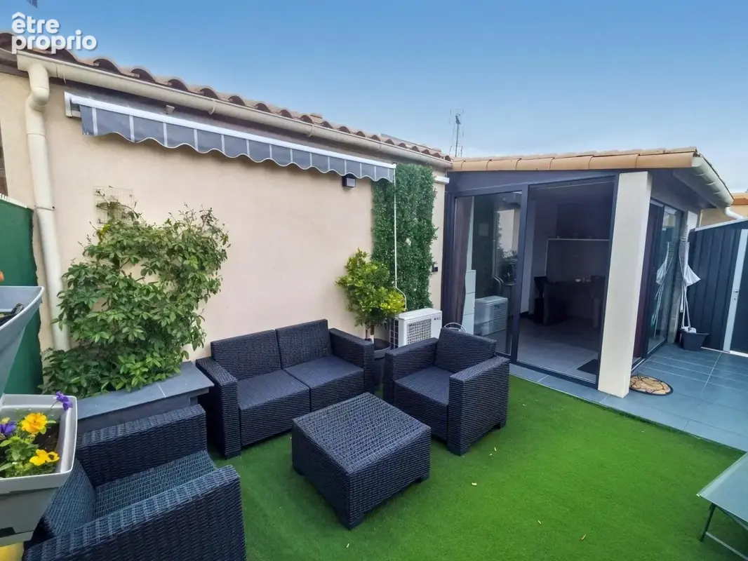 Photo 1 - Maison à VIC-LA-GARDIOLE