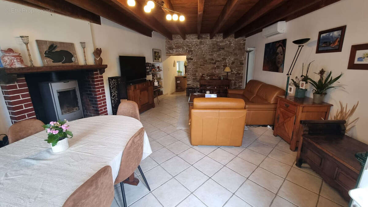 Maison à NORT-SUR-ERDRE