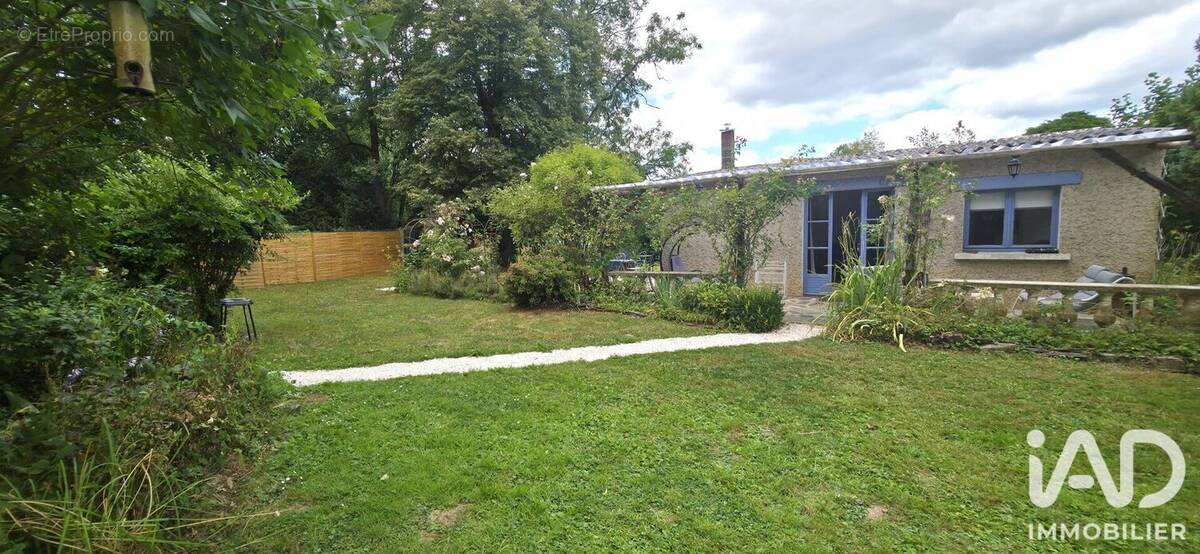 Photo 1 - Maison à VAUX-VILLAINE