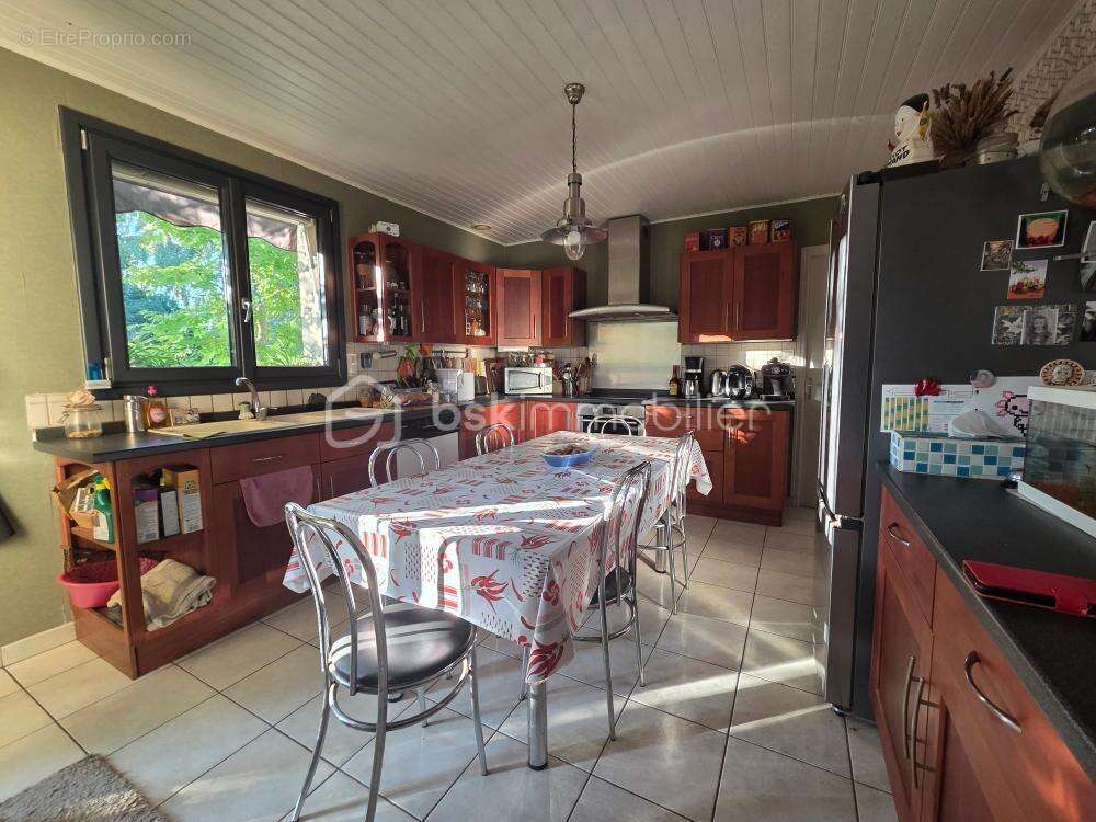 Maison à LE BUSSEAU