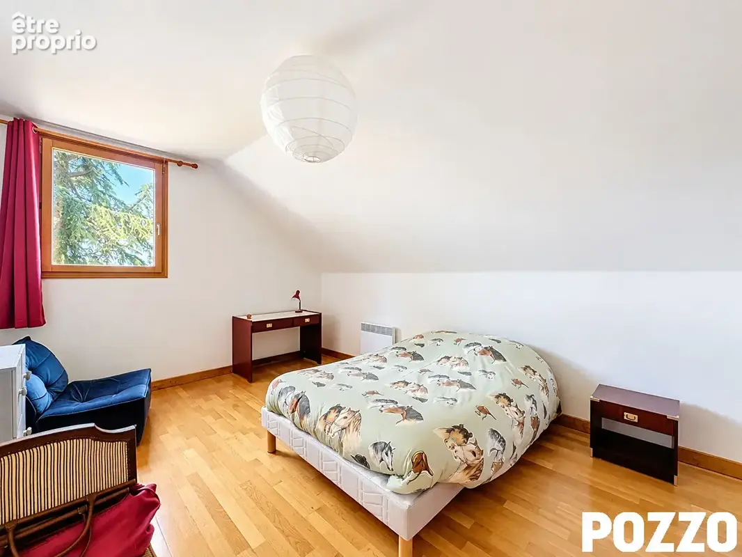 À VENDRE - Maison dans le bourg de Bréhal de 255m² au calme avec parc arboré - photo 12