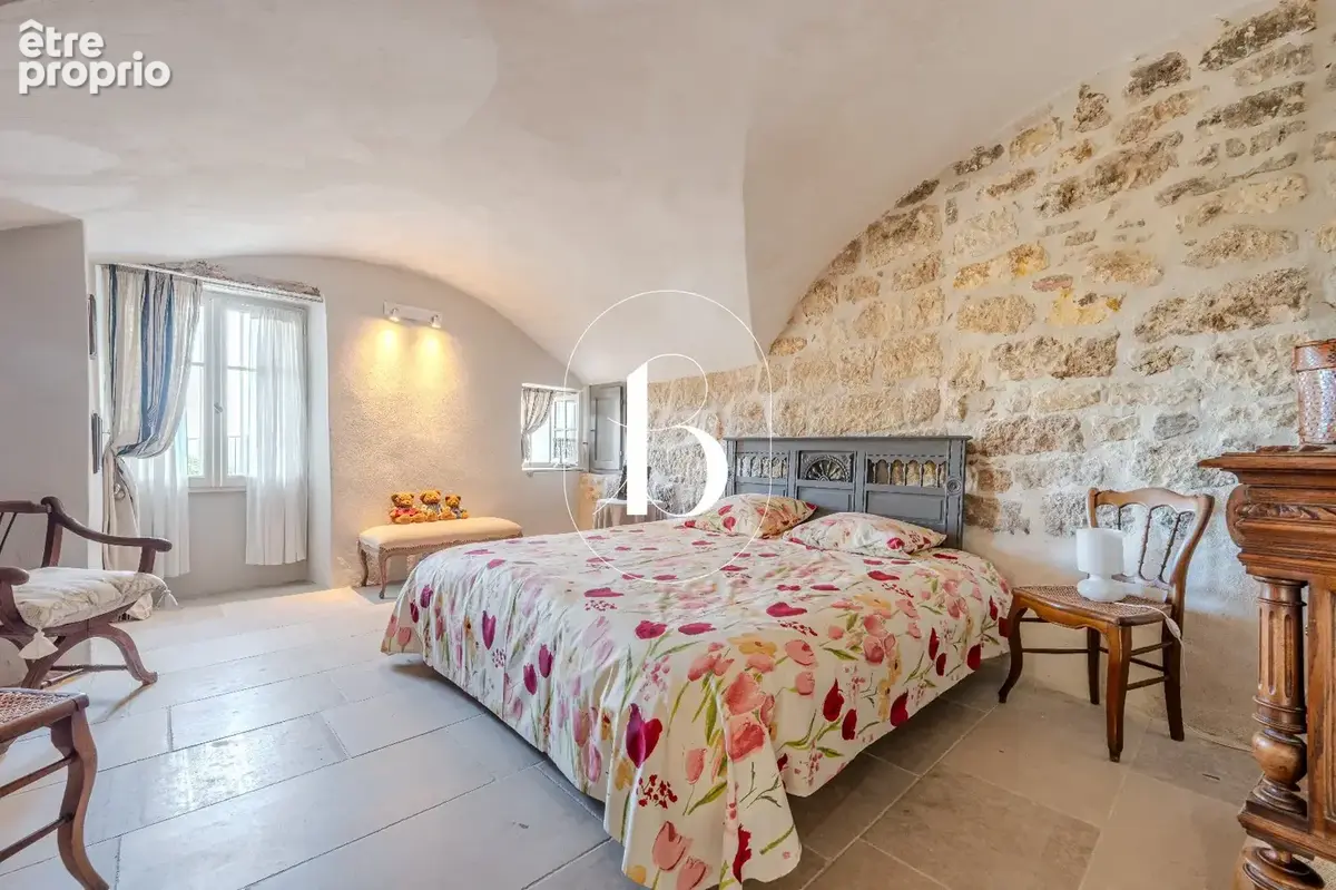 Charmante maison de village entièrement restaurée avec piscine et vue exceptionnelle - photo 14