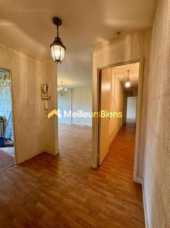 Appartement à LE PLESSIS-ROBINSON