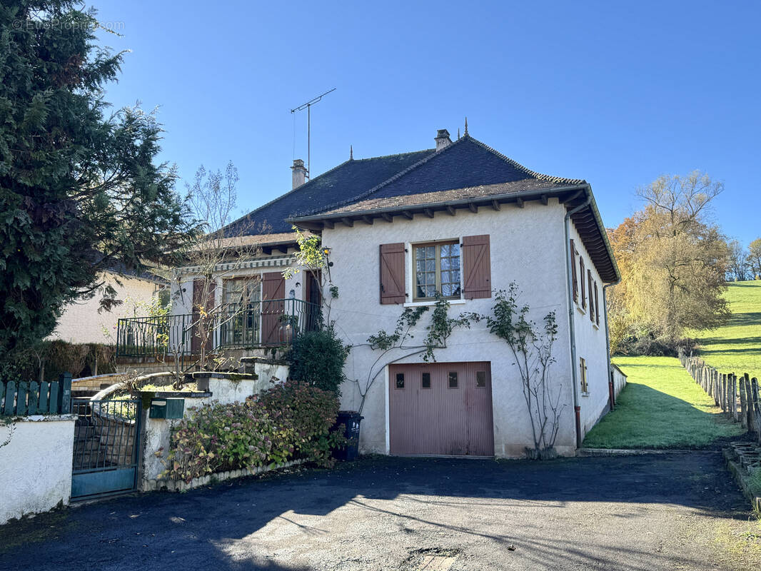 Maison à SAINT-AULAIRE