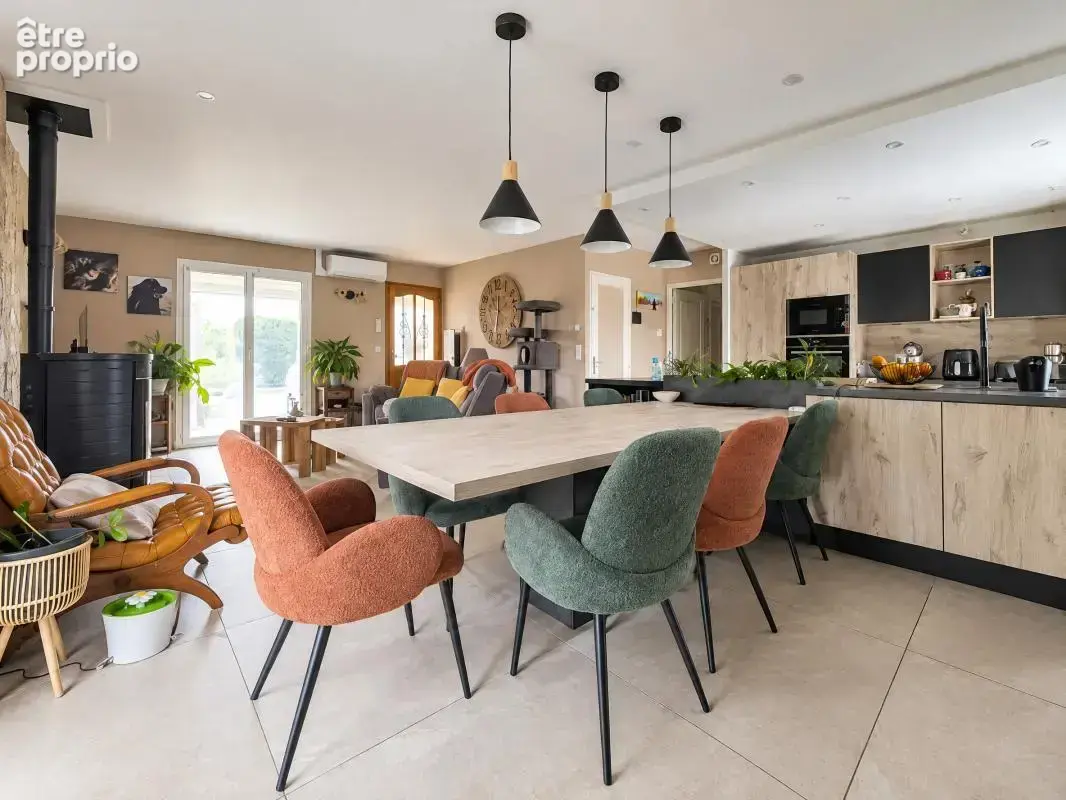 Maison - 3 Chambres - 1 Bureau - Garage - Cave - Terrasses - Jardin - photo 6