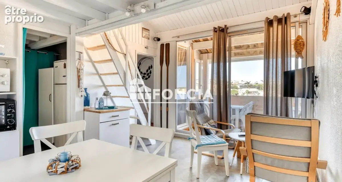 Photo Appartement à Fleury au prix de 129 900€