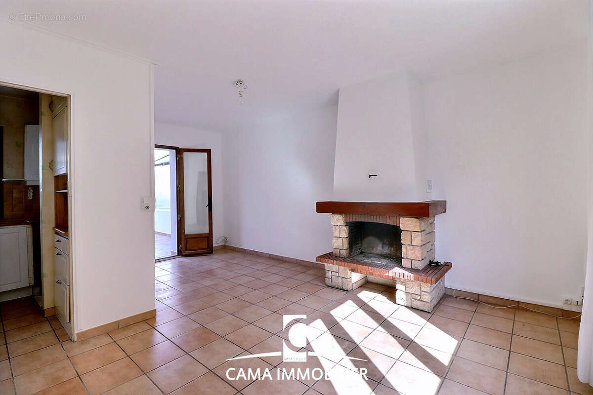 Maison 5 pièces avec garage - proche gare - photo 3