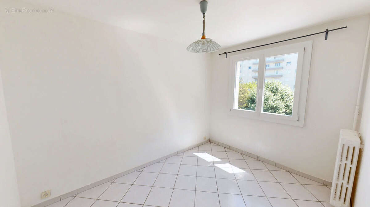 Appartement à DOMENE