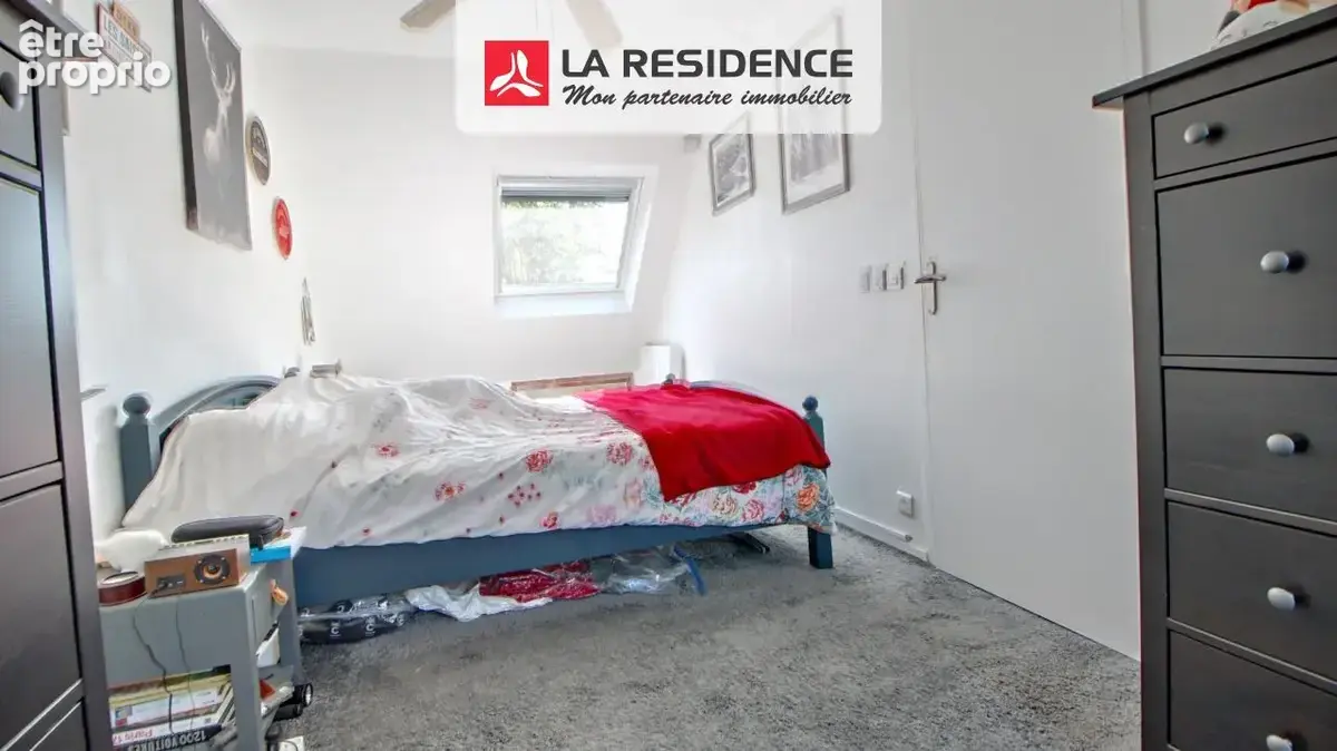 Maison 7 pièces 143 m² à vendre à Les Clayes-Sous-Bois (78340) - photo 6
