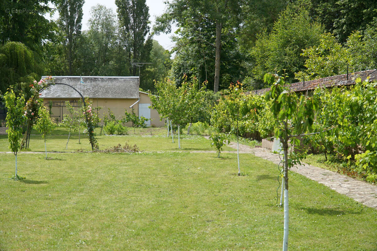 Maison à CLOYES-SUR-LE-LOIR