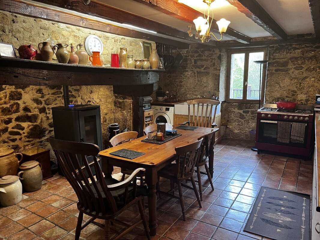 Maison à DOMPS