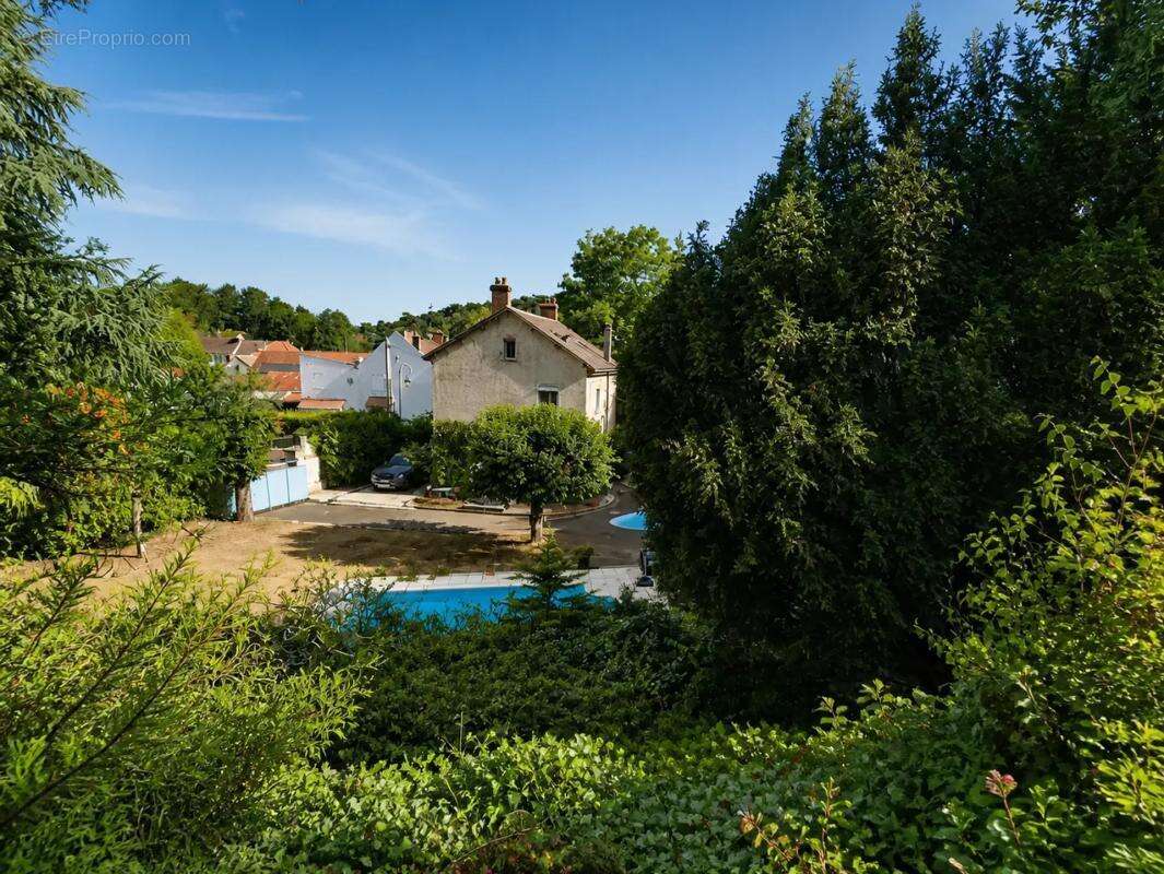 Maison meulière 143 m²+ dependance + garage et piscine - photo 14