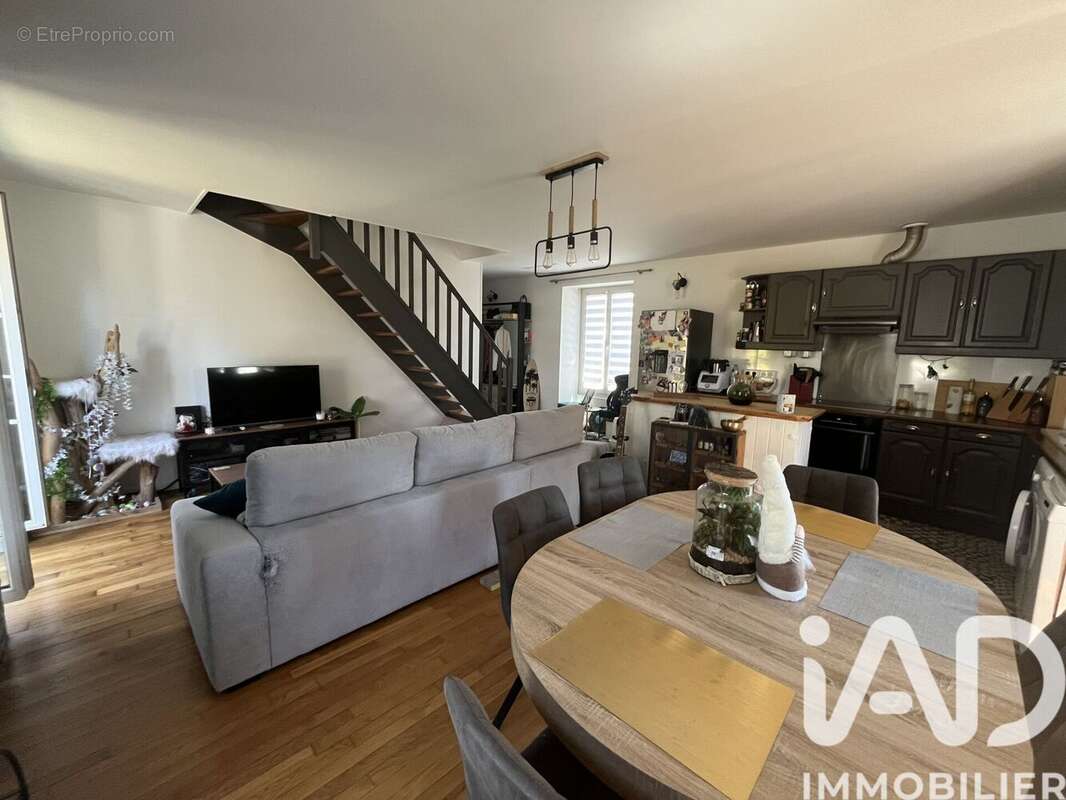 Photo 5 - Appartement à CORBEIL-ESSONNES