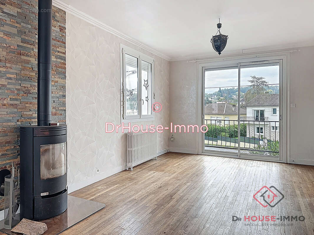 Maison à COULOUNIEIX-CHAMIERS