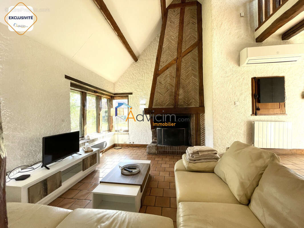 Maison à YVOY-LE-MARRON