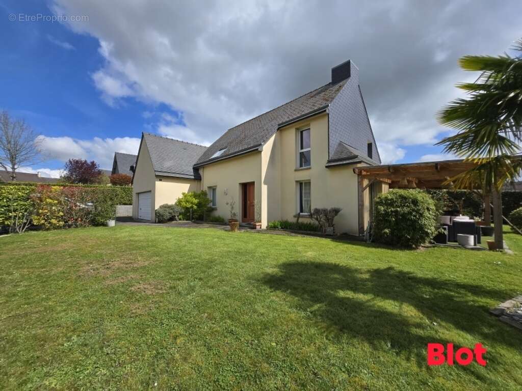 Maison à LUITRE