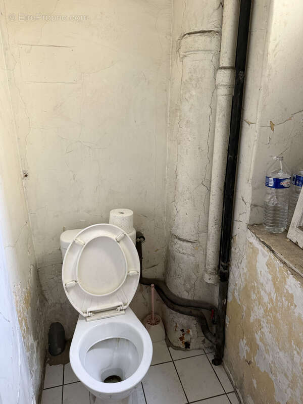 Commerce à PARIS-18E