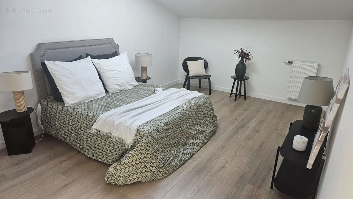 Appartement à CASTELGINEST