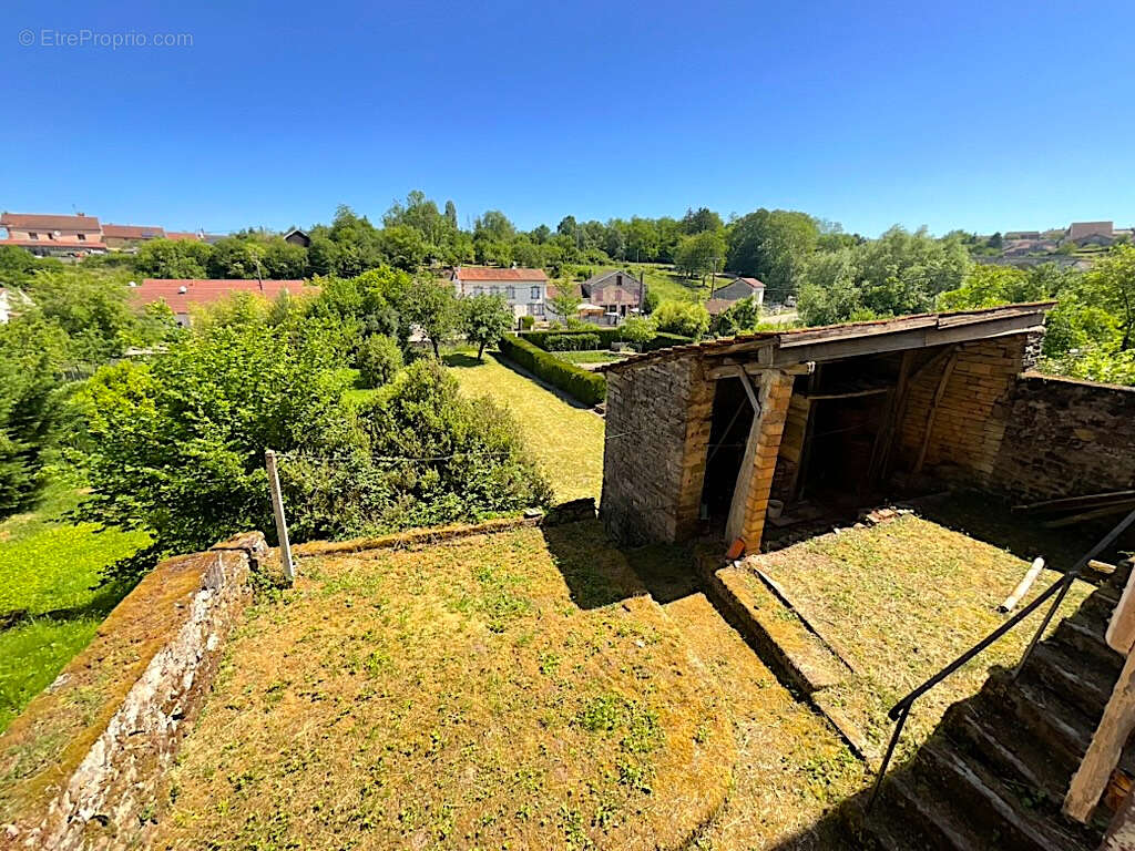 Maison à PASSAVANT-LA-ROCHERE