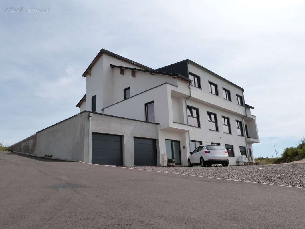 Dpt Moselle (57), à vendre proche de SARREGUEMINES appartement T5 de 104 m² - photo 11