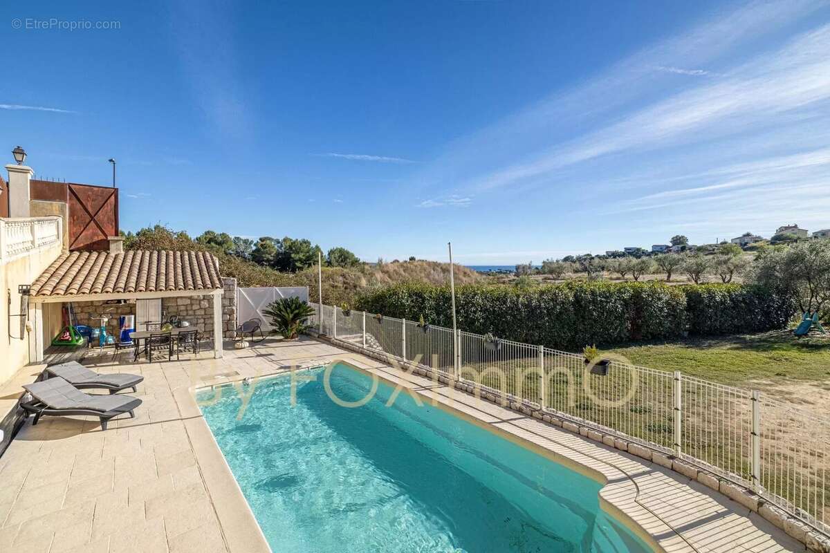 Maison à CAGNES-SUR-MER