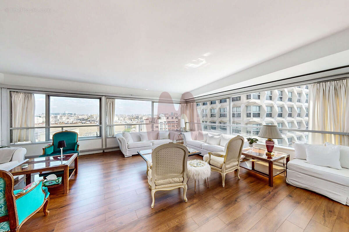 Appartement à PARIS-15E