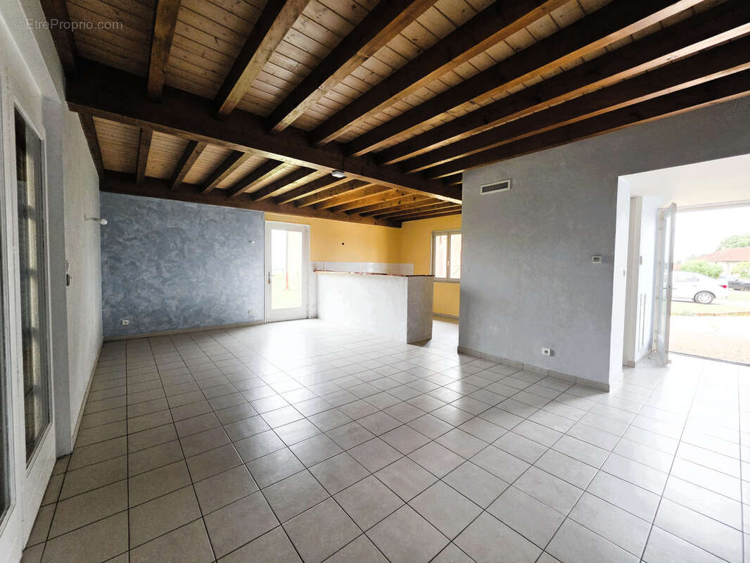 Maison à VANDEINS
