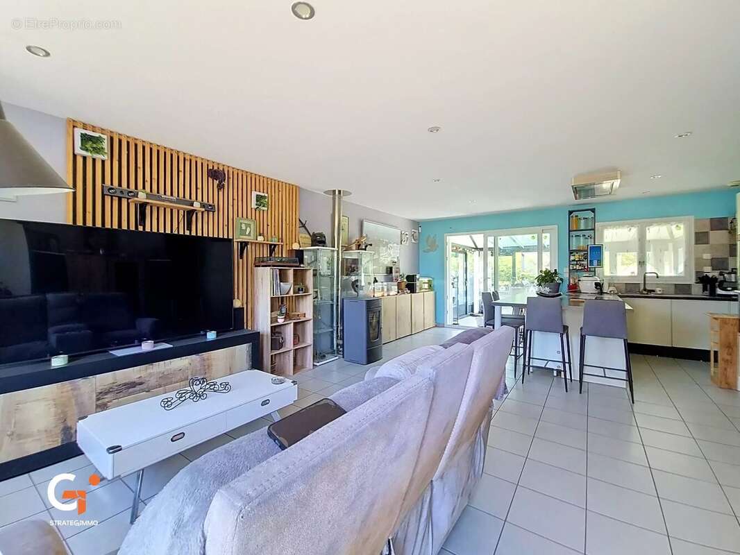 En exclusivité— Maison familiale de 95 m² avec patio, cuisine extérieure et garage — À quelques minutes de Bacqueville-en-Caux - photo 5