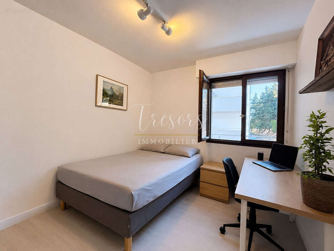 Appartement Annecy-le-vieux - 78 m2, 4 chambres - photo 4