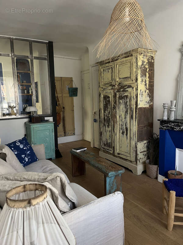 Appartement à MARSEILLE-2E