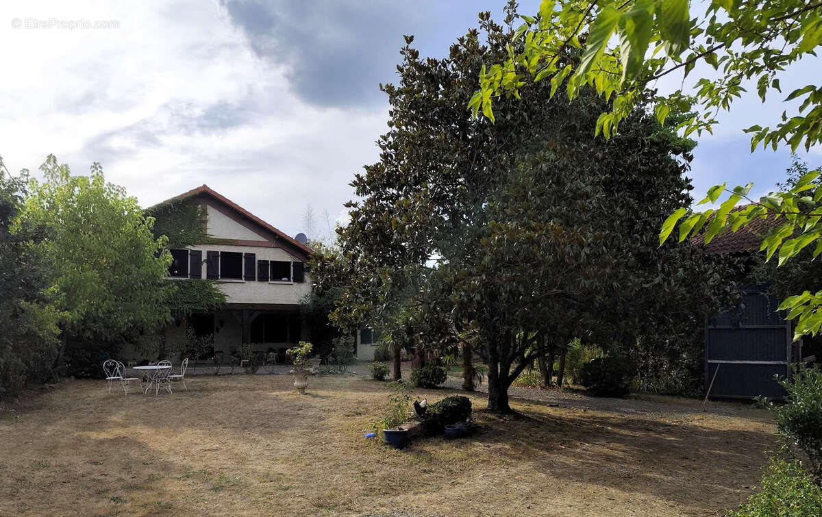 Maison à GEE-RIVIERE