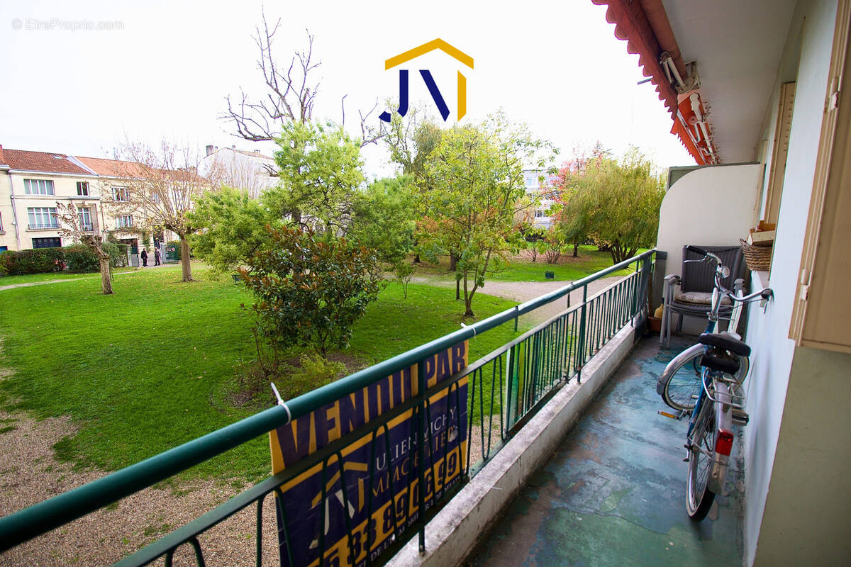 Appartement à BORDEAUX