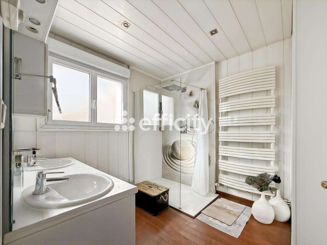 Maison à JOUE-LES-TOURS