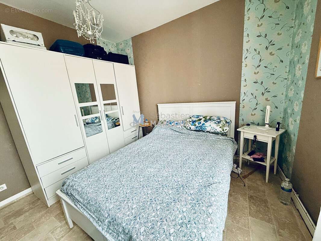 Appartement à SAVIGNEUX