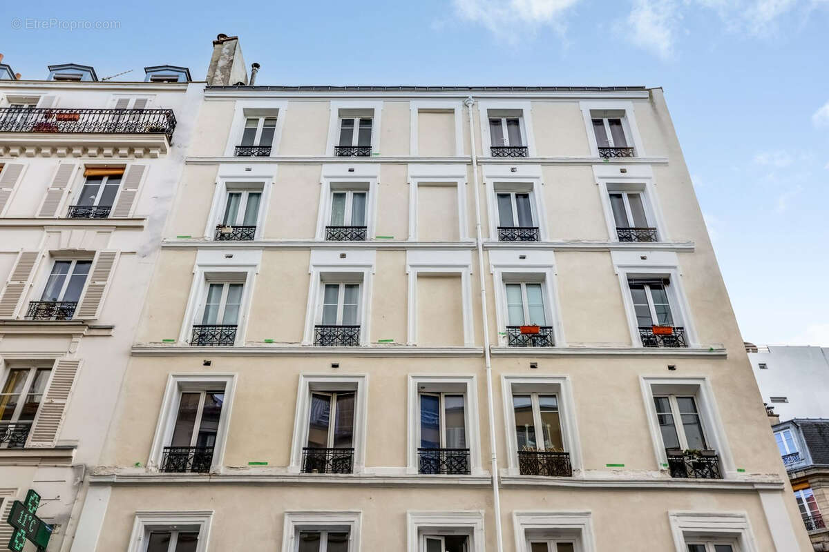 Appartement à PARIS-11E