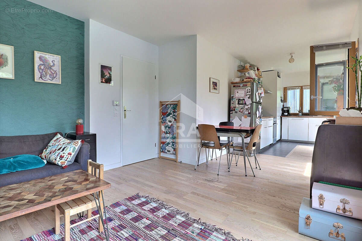 Appartement à AUBERVILLIERS