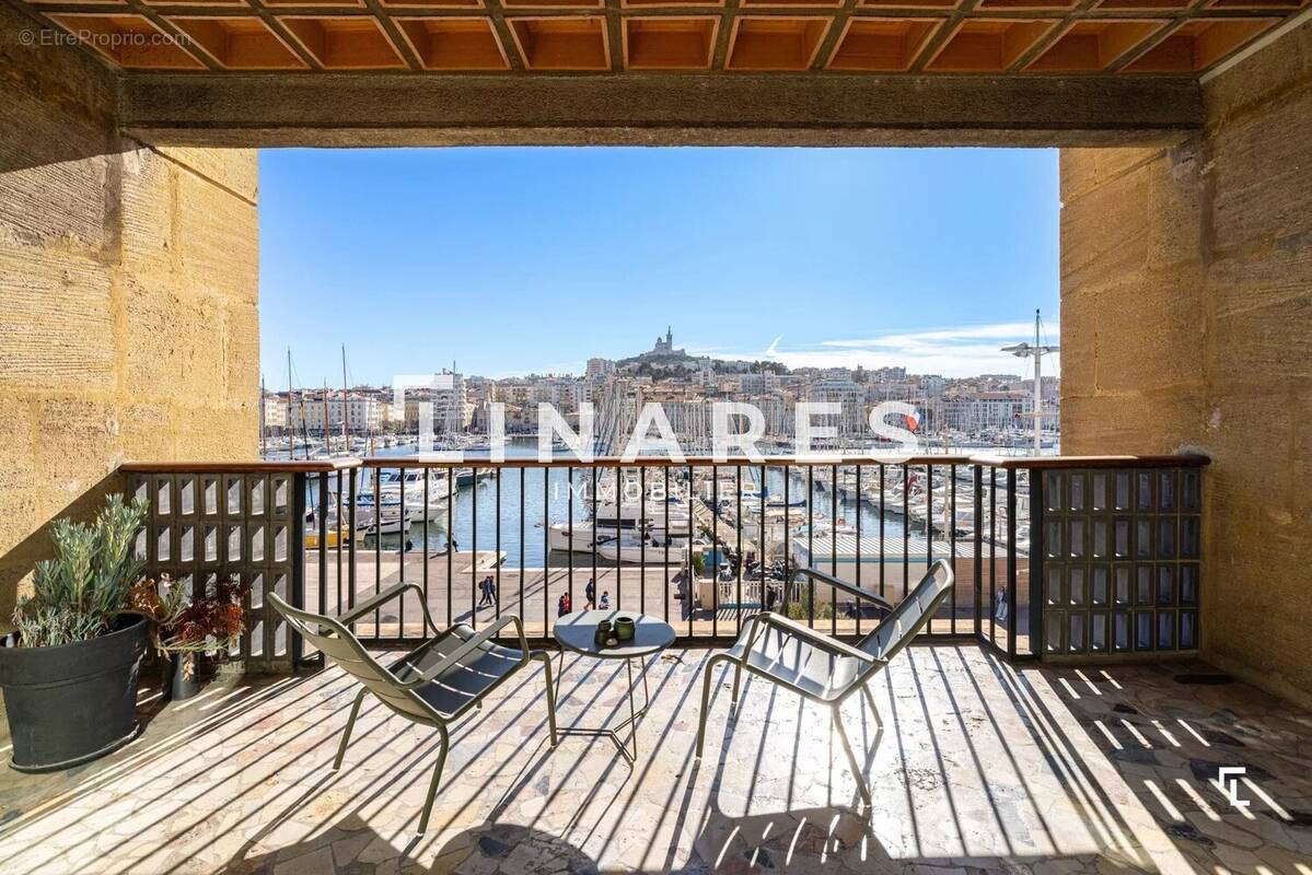 Appartement à MARSEILLE-2E