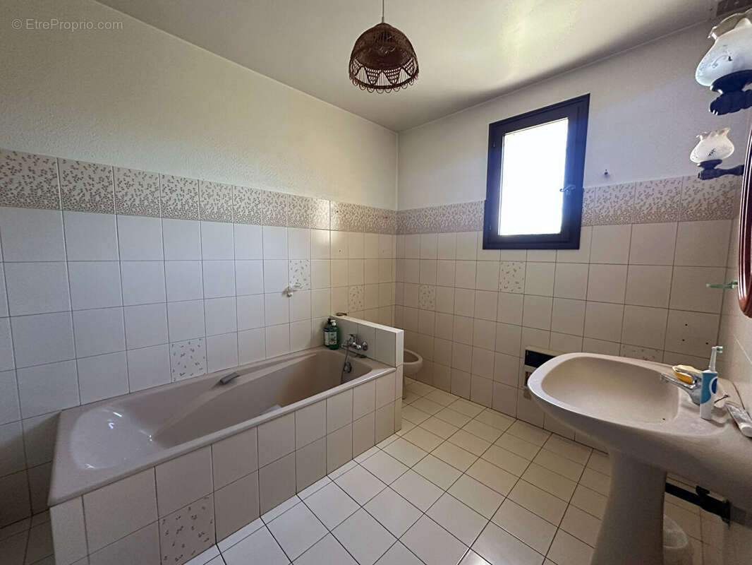 Maison 140m² à les mées - photo 6