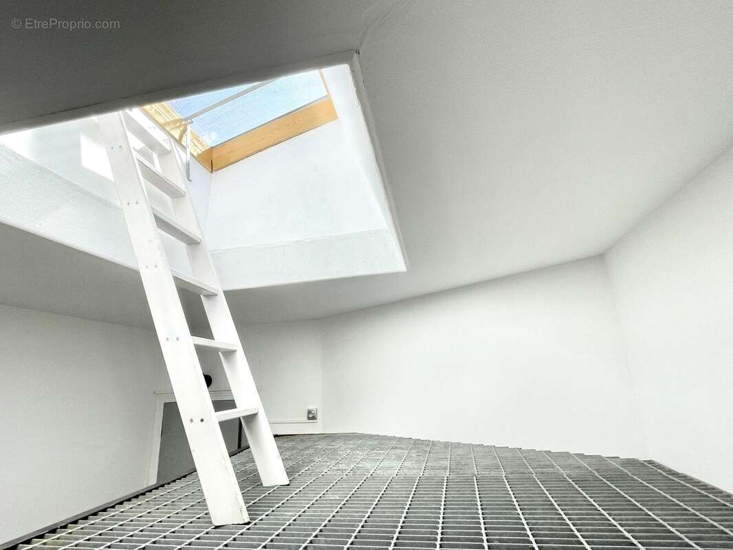 Appartement à PARIS-9E