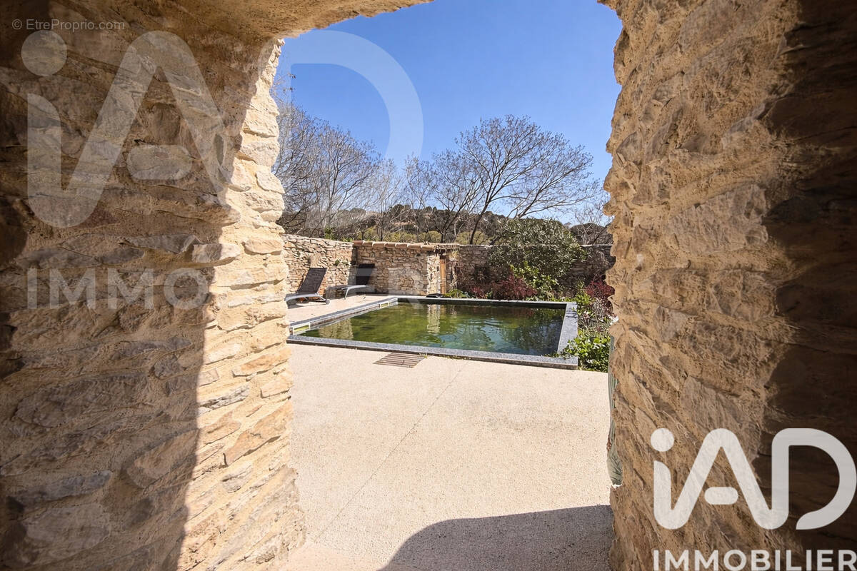 Photo 1 - Maison à NIMES