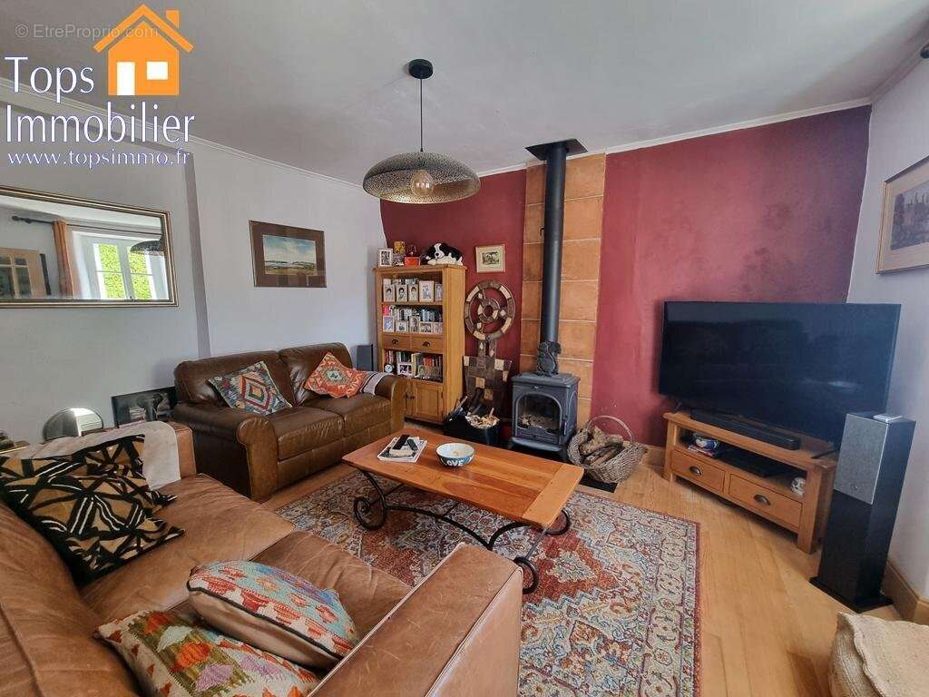 Charmante maison de village rénovée  102 m² habitables avec jardin et dépendances - photo 3