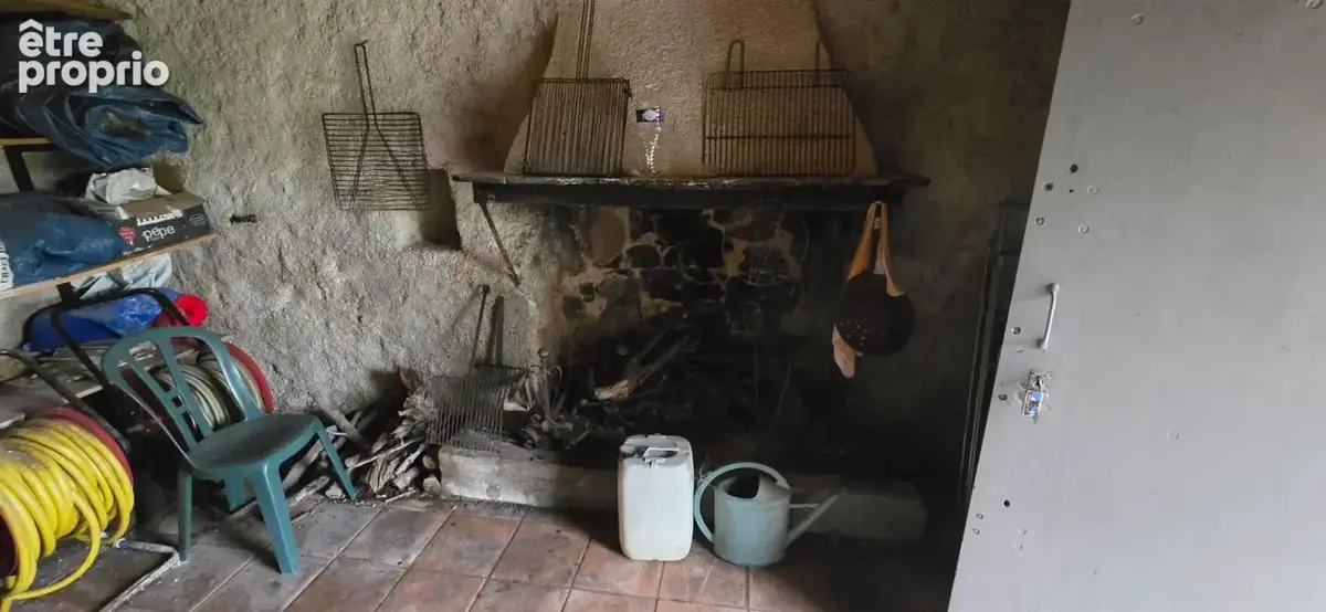 Le muy  authentique cabanon provençal en pierre avec oliveraie de 4392m² - photo 8
