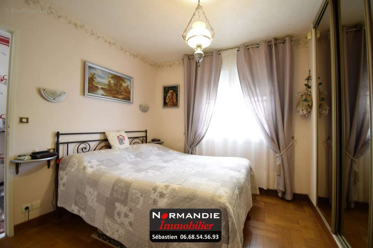  Charmante maison de ville lumineuse  – 3 chambres, terrasse et dépendances - photo 3