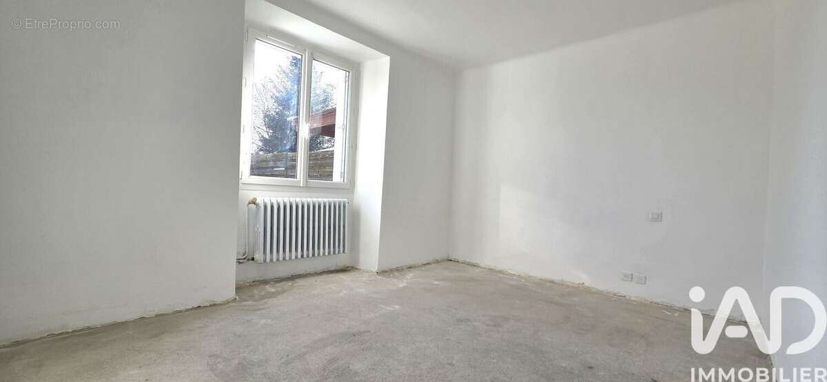 Maison 104 m² à Larre  - photo 5