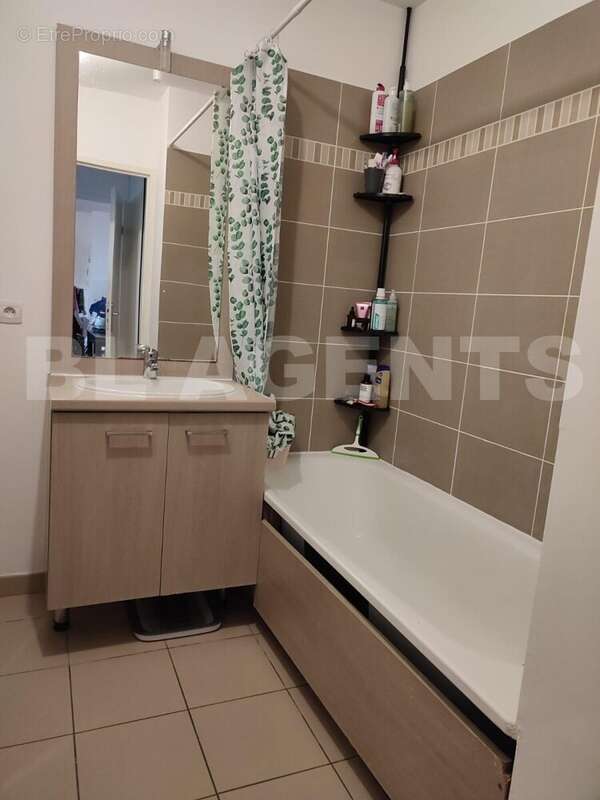 1 - Appartement à BAILLY-ROMAINVILLIERS