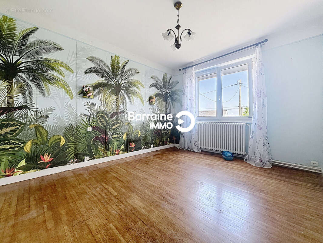 Maison à CAMARET-SUR-MER