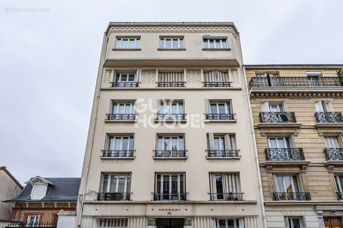 Appartement à ASNIERES-SUR-SEINE
