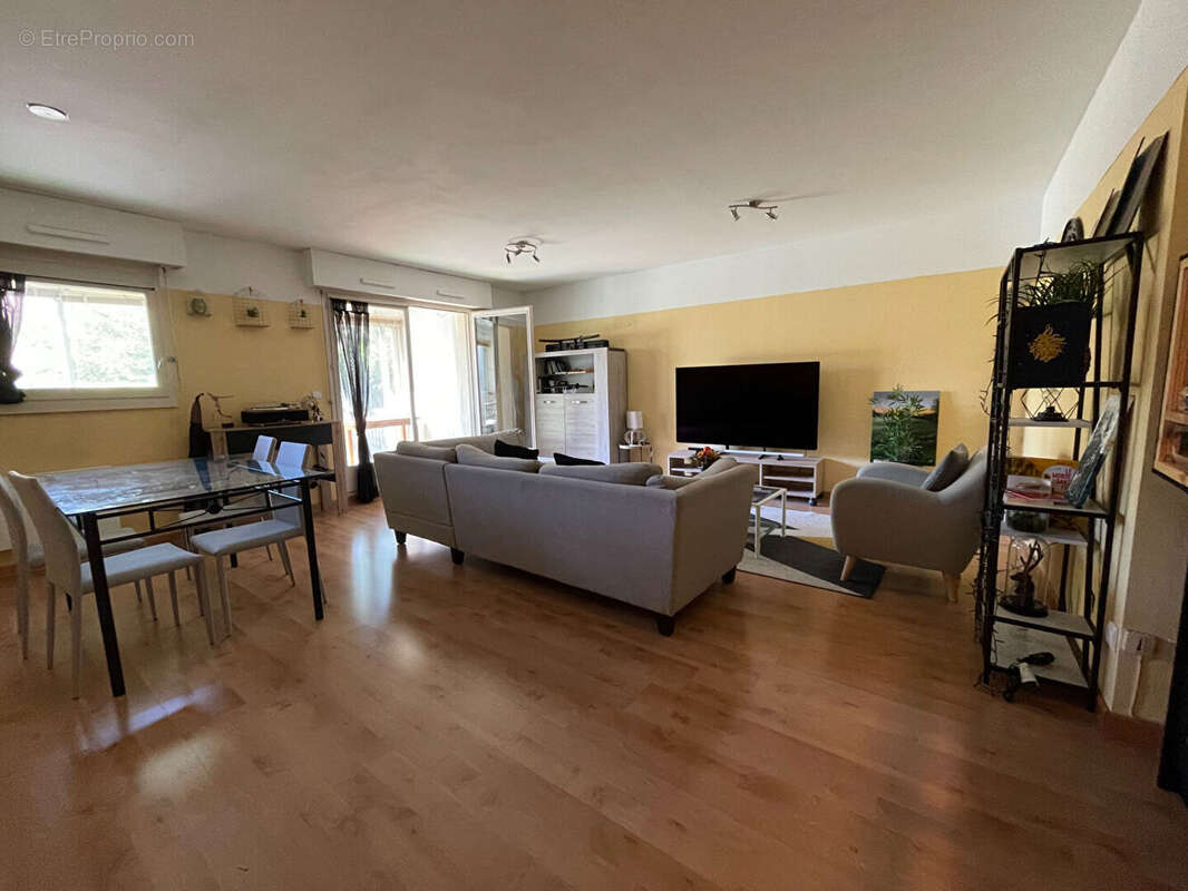 Appartement Sucy En Brie centre ville F4 de 94 m2 avec jardin - photo 7