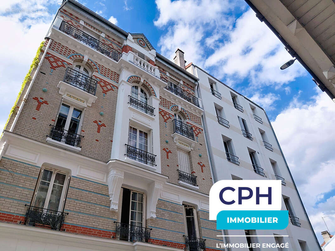 Appartement à COURBEVOIE